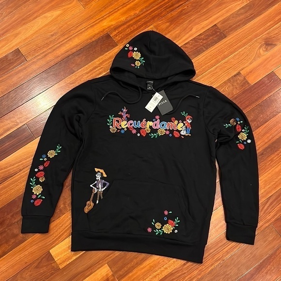 ⭐️ New Disney Pixar Coco Hector & Miguel Hoodie Size Small - Picture 2 of 13